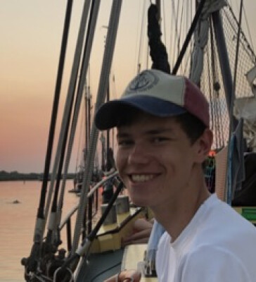 Yanik  is looking for a Room in Delft
